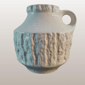 CARSTENS Vintage West German Fat Lava Vase | &quot;Bark&quot; Texture | Form No. 223-15 | Bright White | WGP | Mid Century Pottery | 1960s | 1970s