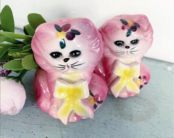 Vintage Pink Kitty Cat Salt Pepper Shaker Set Japan Anthropormorphic