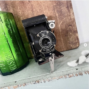 Vintage 1930s Kodak Vest Pocket Model B Folding Bellows Camera UNTESTED DISPLAY ONLY