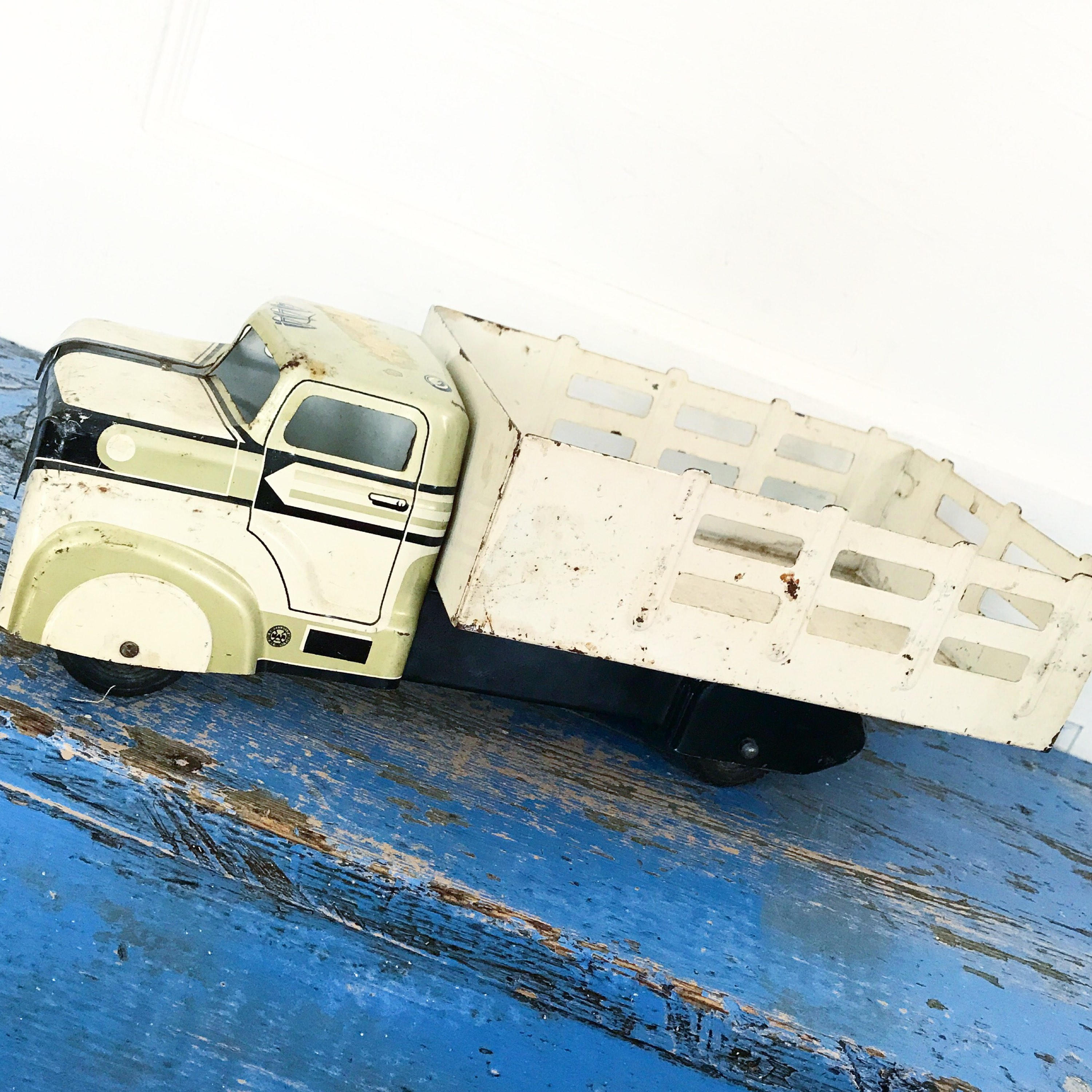 vintage marx toy trucks