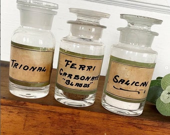 Antique Apothecary Pharmaceutical Clear Glass Jars Bottles Stoppers HANDWRITTEN Labels Trional Ferri Carbonate Salican SET OF 3