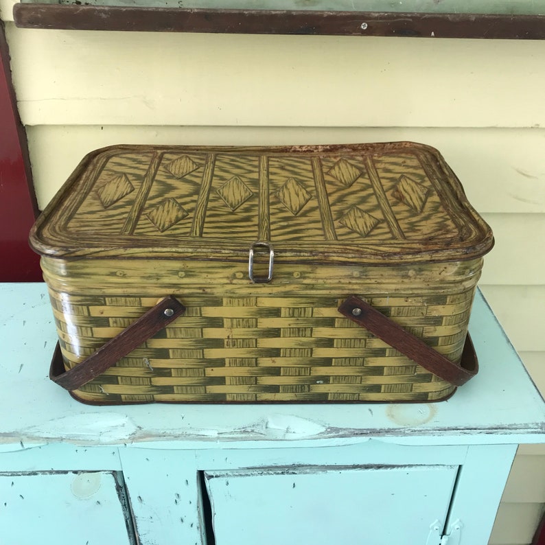 Vintage Tin Picnic Basket Yellow Brown Woven Wicker Design Wood Handles Hinged Lid Metal Clasp