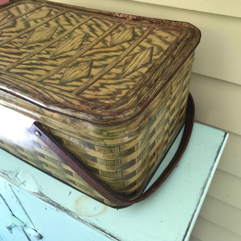 Vintage Tin Picnic Basket Yellow Brown Woven Wicker Design Wood Handles Hinged Lid Metal Clasp