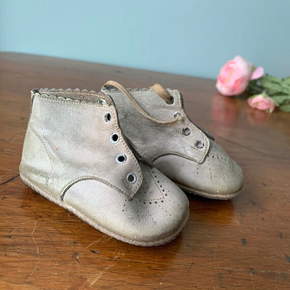 Antique Baby Shoes Child White Leather Lace Pair V