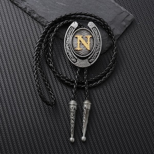 Corbata de bolo de Metal-N con letra, regalo para padrinos de boda, corbata de bolo estilo vaquero vintage, regalo para él, accesorios de fiesta