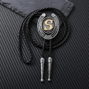 Corbata de bolo de metal con letra, regalo para padrinos de boda, estilo vaquero vintage, regalo para él o para su boda.