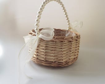 Cestino intrecciato a mano, cestino per damigelle con manico in perla, cestino per lancio di petali, cestino bianco per matrimonio, cestino in legno con gancio, cestino di fiori per matrimonio