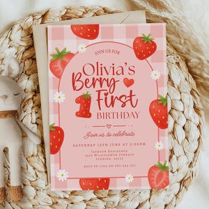 Berry Erster Geburtstag Einladung Vorlage, Berry Erster Geburtstag Einladung, Gingham, Canva, bearbeitbar, Stawberry einladen, Sofort Download