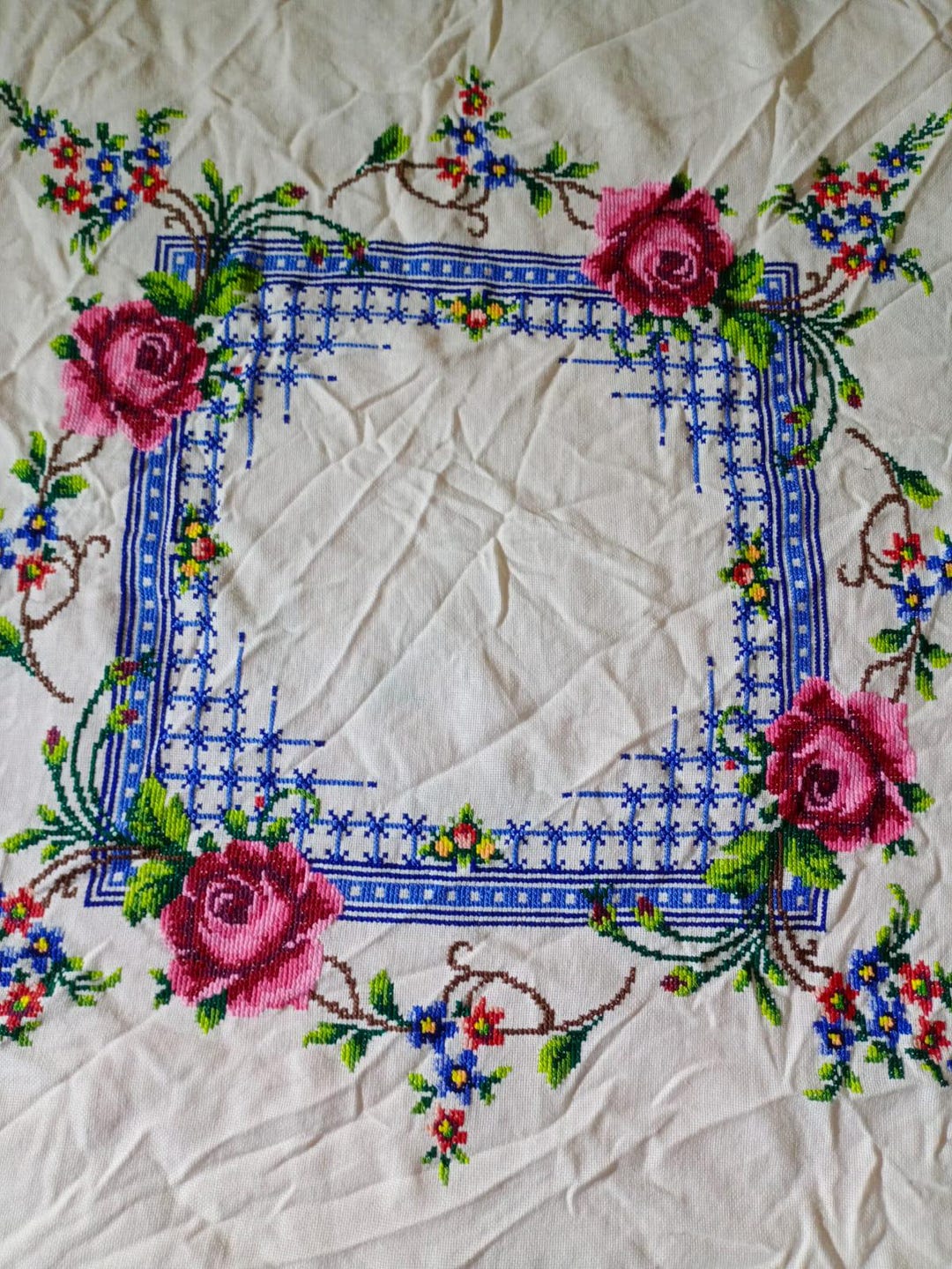 Pink Roses Table Cloth- Cross Stitch - Vintage Hand Work - Etsy