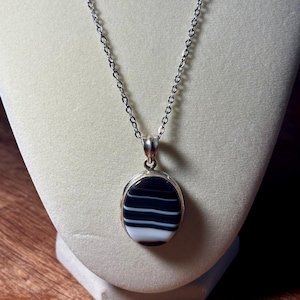 Black and White Striped Stone Pendant Necklace: Stainless Steel Chain