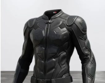 Chaqueta de moto negra blindada, equipamiento de cuero auténtico para moteros, estilo táctico de carreras.