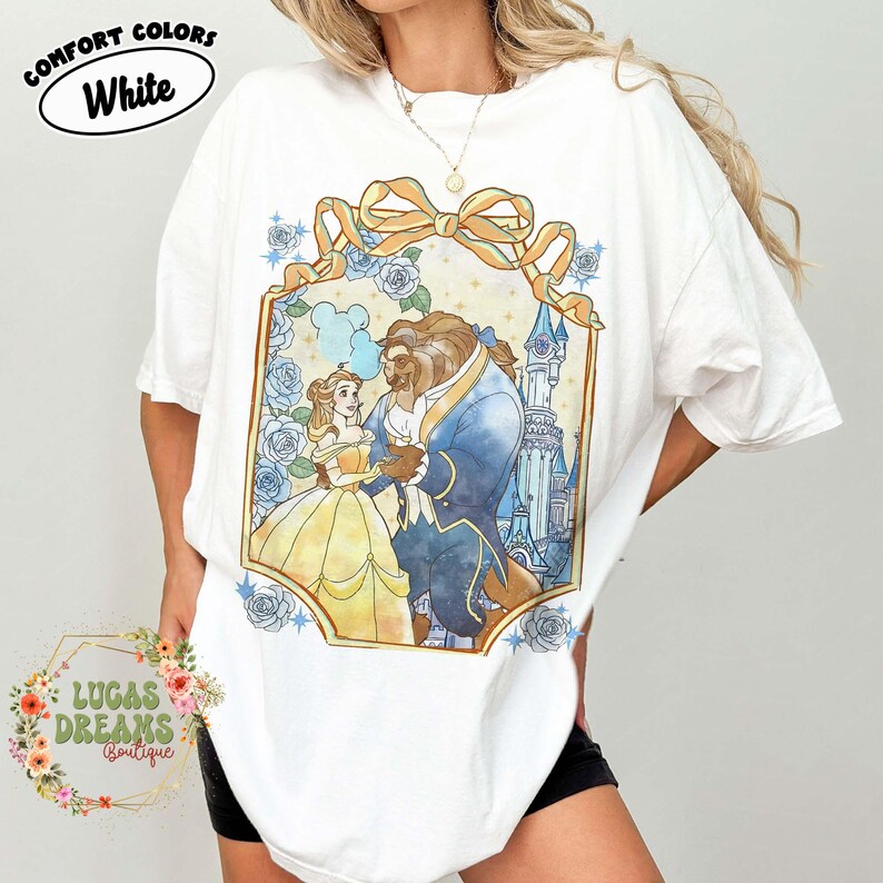 Camiseta vintage de princesas Disney con lazo coqueto, Bella, Ariel, Elsa y Cenicienta, camiseta del Castillo Mágico del Reino Mágico, regalo de viaje para niñas de Walt Disney Blanco