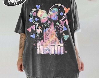 Comfort Colors Disney Castle Balloon Shirt, Retro Disney World Tee, Cute Pastel Castle Shirt, Disneyland Trip Tee, Gift for Disney Fans