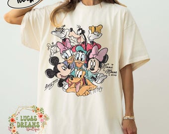 Koszulka z autografem Myszki Miki i Przyjaciół w stylu retro Disney z autografem na rodzinne wycieczki Koszulka z postacią dla dorosłych i dzieci Klasyczny styl Disney
