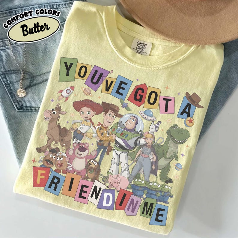 ヴィンテージ「君はともだち」コンフォートカラーズTシャツ、トイ・ストーリー1995シャツ、WDWファミリーバケーションシャツ、ディズニー・トイ・ストーリーセーター Butter