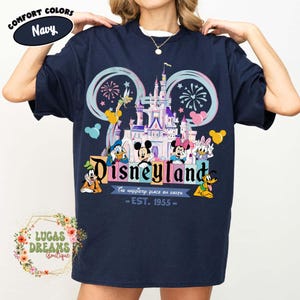 Koszulka Vintage Disneyland Est 1955, Koszulka Disneyland FamilyTrip, Koszulka Mickey and Friends 2026, Koszulka Disneyland Vacation, Koszulka Magic Kingdom Navy