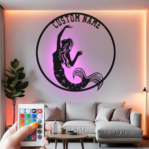 Art mural en métal personnalisé sirène avec lumière LED, décoration nautique personnalisée, idée cadeau maison de plage, accent de chambre à coucher pour amoureux des sirènes