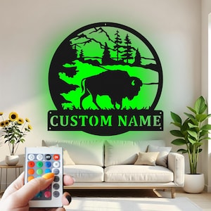 Buffalo Benutzerdefinierte Schild Metallwanddekor mit LED-Licht, Wildtierszene Benutzerdefiniertes Schild Metallwanddekor, Naturdekor für Hütte oder Hütte
