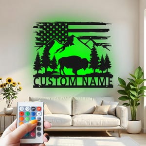 Buffalo Benutzerdefinierte Schild Metallwanddekor mit LED-Licht, Bergszene mit amerikanischer Flagge, rustikales Wildtierdekor für Hütte oder Hütte