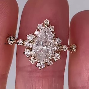 Pierścionek zaręczynowy w kształcie gruszki Moissanite Vintage Yellow Gold Unikalny pierścionek zaręczynowy Halo Obrączka ślubna dla kobiet Wieczność Prezent na rocznicę ślubu