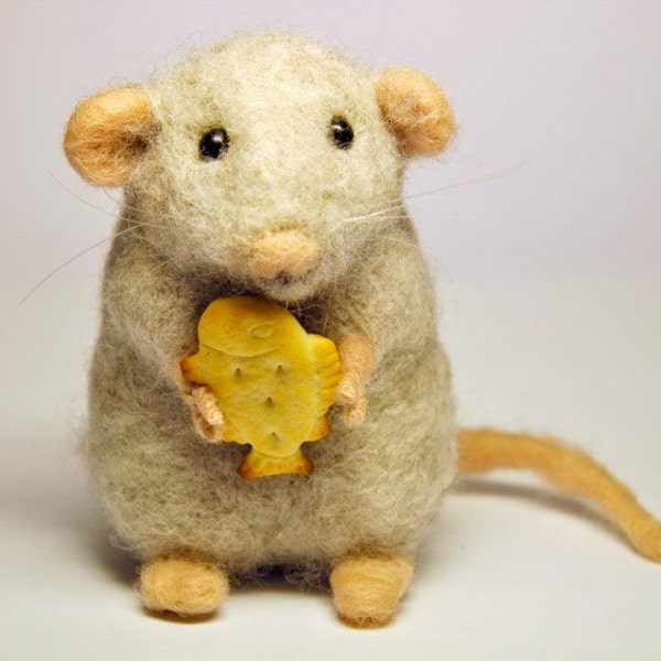 Grey wool mouse - Needle felted - Handmade work