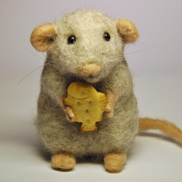 Handmade Needle Felted Wool Gray Mouse