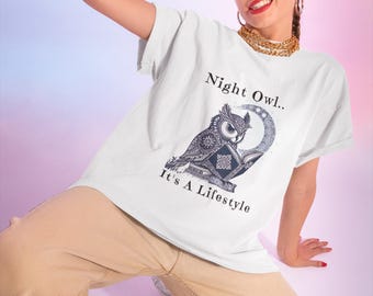 Camiseta Night Owl Comfort Colors, unisex, para noctámbulos, para no dormir, teñida, ideal para amantes de los libros.