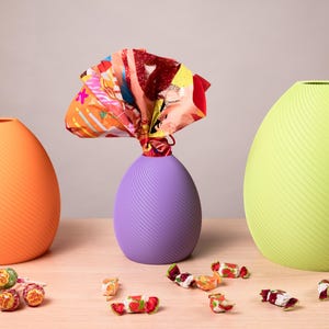 Deko-Vase Bonbon Bonessa in Zitronen-Gelb · Bauchige Candy-Form in weicher Pastell-Matte, Bambu PLA Matte · Handgefertigt München · Made in Germany · MyDesignStyle.