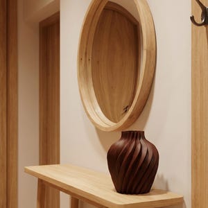 Deko-Vase Organisch Verdana Rosenholz — Eingangsbereich · Breite Organisch-Form mit Naturholz-Oberfläche, Bambu PLA Wood · Made in Germany · MyDesignStyle.