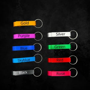 Übersicht  Flaschenöffner Schlüsselanhänger aus Aluminium in verschiedenen Farben mit Lasergravur