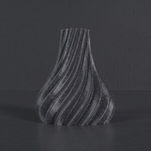 Futuristisch Futura Vase Grey Sparkle · Elegante hochform mit futuristischer linienführung, Bambu PLA Galaxy · 3D Druck handgefertigt München MyDesignStyle MDS.