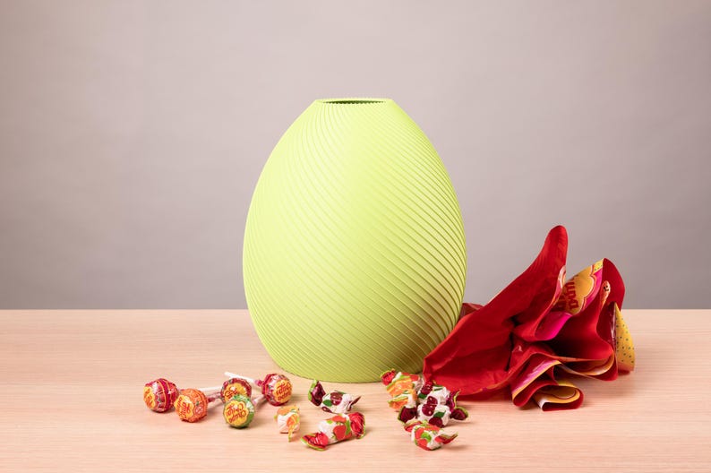 Deko-Vase Bonbon Bonessa Sakura-Rosa — Geschenke-Tisch · Bauchige Candy-Form in weicher Pastell-Matte, Bambu PLA Matte · Made in Germany · MyDesignStyle.