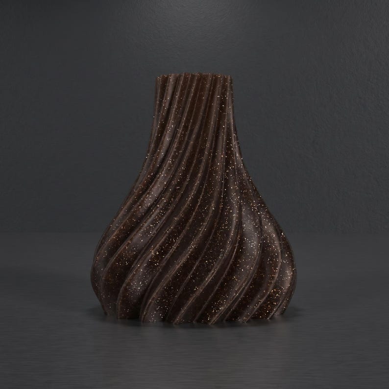 Futuristisch Futura Vase Brown · Elegante hochform mit futuristischer linienführung, Bambu PLA Galaxy · 3D Druck handgefertigt München MyDesignStyle MDS.