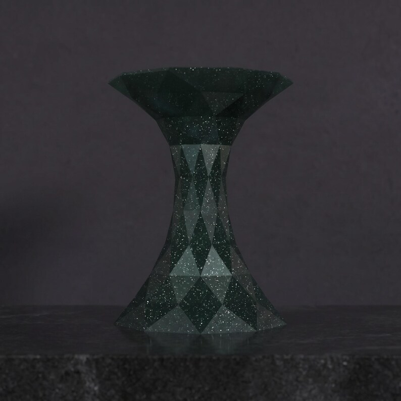 3D-printad vas Novara Futuristic – vas med torkade blommor Pampasgräs – vardagsrumsinredning för kontor Nebel Grün