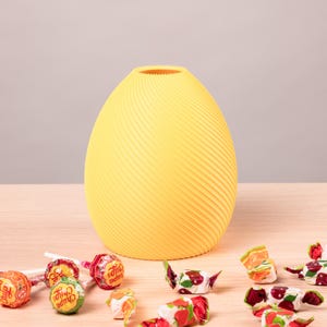 Deko-Vase Bonbon Bonessa Eisblau — Kinderzimmer-Regal · Bauchige Candy-Form in weicher Pastell-Matte, Bambu PLA Matte · Made in Germany · MyDesignStyle.
