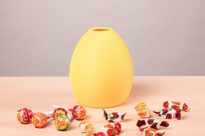 Deko-Vase Bonbon Bonessa Eisblau — Kinderzimmer-Regal · Bauchige Candy-Form in weicher Pastell-Matte, Bambu PLA Matte · Made in Germany · MyDesignStyle.