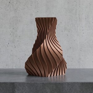 Industriell Structura Vase Farbvariante Iridiumgold · Trapezkonisch mit feinen Diagonalrippen, Bambu PLA Metal · 3D Druck Bambu PLA Metal handgefertigt München MyDesignStyle MDS.