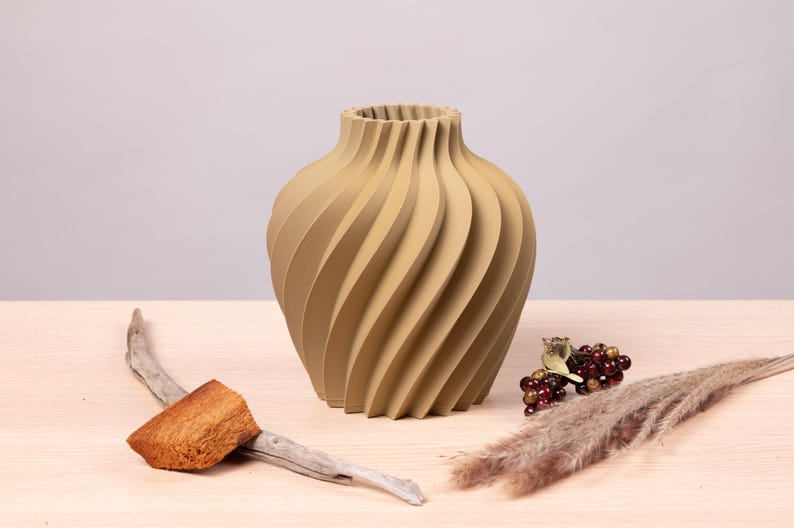 Deko-Vase Organisch Verdana in Rosenholz · Breite Organisch-Form mit Naturholz-Oberfläche, Bambu PLA Wood · Handgefertigt München · Made in Germany · MyDesignStyle.