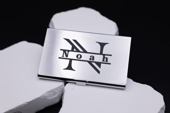 Visitenkartenetui Metall Silber personalisiert mit Gravur – Leichtes Business Etui – Geschenk Chef
