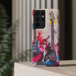 Artistiek gitaarhoesje met kaarthouder, cadeau voor muziekliefhebber, kleurrijk ontwerp, duurzame bescherming, perfect voor verjaardagen, festivals