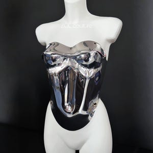 Gorset Silver Armor, Gorset ze stalowymi fiszbinami, Top z żywicy, Gorset srebrny, Top futurystyczny lustrzany, Custom Armor, Gorset z cekinami, Top metalowy