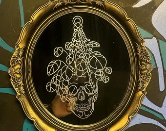 Espejo ovalado mediano grabado a mano