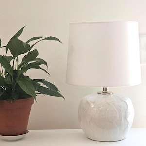 Handmade Textured Ceramic Table Lamp: Squat Pottery, Glossy Off-White