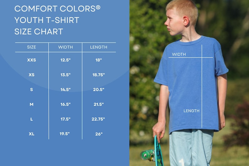 The image is a youth t-shirt size chart, showing the measurements for different age groups. The chart includes a table with the size and width measurements for boys, and a photograph of a young boy wearing a blue t-shirt.