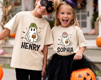 Halloween Kinder Shirt, benutzerdefinierte Name Ghost Tee, Süßes oder Saures Sweatshirt, Halloween Junge und Mädchen Geburtstagsgeschenk, gruselige Geschwister T-Shirts