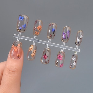 Flower gilded custom press-on nails, hand-painted nails, cute fancy nails, artist nails, reusable high-quality nails