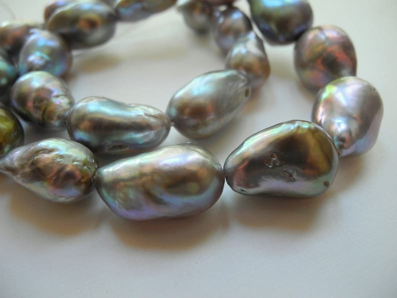 15mm 21mm AAA Baroque Pearl Deep Mauve Natural Color Nucleated Flameball