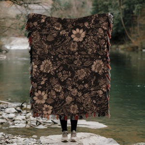 Boho Floral Woven Cotton Picnic Blanket with Fringe