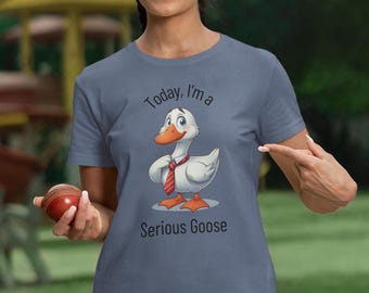 Vintage Silly Goose Lovers T-shirt Farm Animal Fan Gift Tee Coquette Geese Retro Shirt