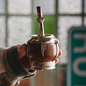 Mate argentino, Mate de calabaza, Mate especial argentino, Mate premium, Regalo argentino, Mate de plata alemán